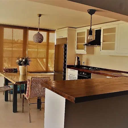 Luxury Penthouse With Magnificient Sea View *