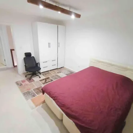 דירה Luxury Penthouse With Magnificient Sea View *