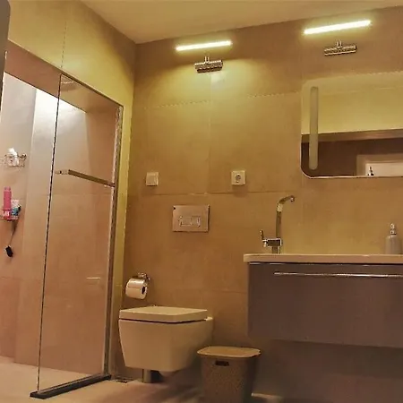 Luxury Penthouse With Magnificient Sea View דידים